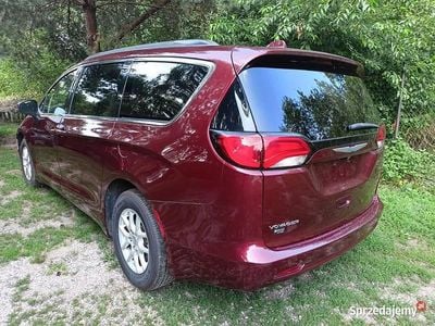 Używany 2020 Chrysler Voyager Minivan | 59 900 zł