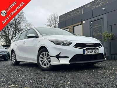 Używany Kia Ceed 100 KM (73 kW) 2021 Biały (metalik) Hatchback