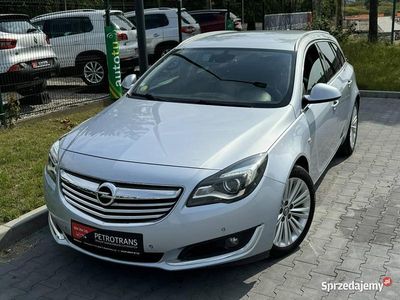 Niebieski jasny (metalik) Używany 2014 Opel Insignia Kombi | 29 900 zł (Uczciwa cena)