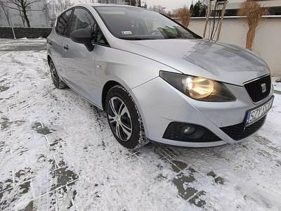 Srebrny Używany 2009 Seat Ibiza Hatchback | 13 500 zł (Dość drogi)