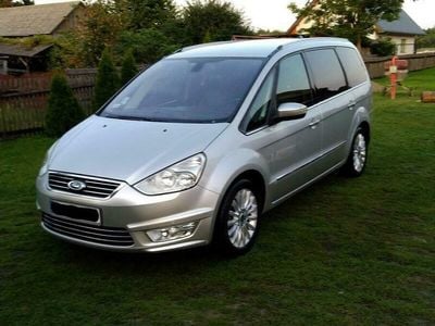 Srebrny Używany 2014 Ford Galaxy Minivan | 70 000 zł
