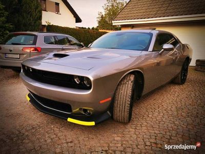 Używany 2018 Dodge Challenger SXT Coupe | 114 500 zł
