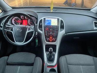 Używany Opel Astra 2012