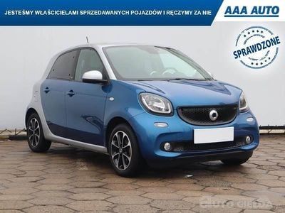 Używany Smart ForFour 71 KM (52 kW) 2015 Błękitny Hatchback