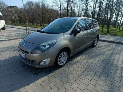 Używany Renault Scénic III 131 KM (96 kW) 2011 Inny Minivan