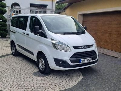 Używany Ford Transit Custom 100 KM (73 kW) 2014 Biały (metalik) Sedan/Limuzyna