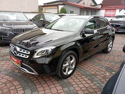 używany Mercedes GLA200 1.6dm 156KM 2017r. 77 000km