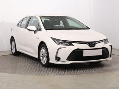Biały Używany 2021 Toyota Corolla Sedan/Limuzyna | 73 999 zł (Uczciwa cena)