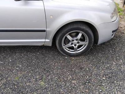 Używany Skoda Superb 2003 Sedan/Limuzyna