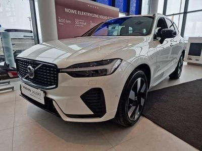 Biały Używany 2024 Volvo XC60 SUV | 229 900 zł (Uczciwa cena)