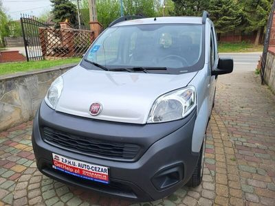 Srebrny (metalik) Używany 2018 Fiat Fiorino Minivan | 27 900 zł