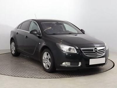 Czarny Używany 2010 Opel Insignia Hatchback | 15 999 zł (Uczciwa cena)