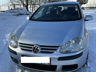 Używany VW Golf IV 2005 Srebrny Sedan/Limuzyna