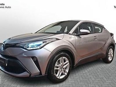 Używany Toyota C-HR Comfort 122 KM (89 kW) 2021 Srebrny SUV