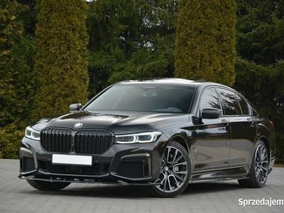 Używany BMW 740 2019 Czarny Sedan/Limuzyna