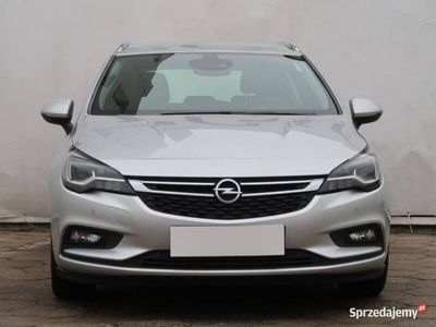 używany Opel Astra 1.6 CDTI