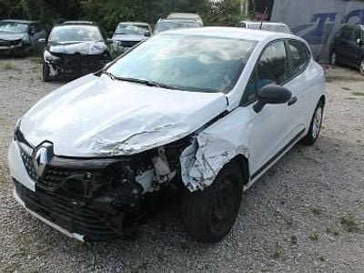 Używany Renault Clio V 67 KM (49 kW) 2023 Biały Hatchback