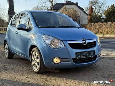 Niebieski (metalik) Używany 2009 Opel Agila Hatchback | 8400 zł (Dobra cena)
