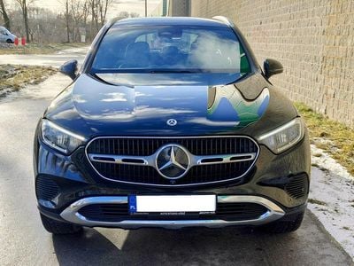 Czarny (metalik) Używany 2024 Mercedes GLC300 SUV | 202 000 zł (Drogi)