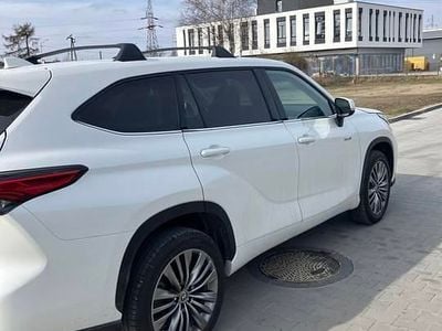 Biały Używany 2021 Toyota Highlander SUV | 110 000 zł