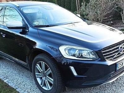 Używany Volvo XC60 2017 Granatowy SUV