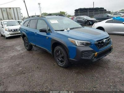 Niebieski Używany 2024 Subaru Outback SUV | 80 910 zł