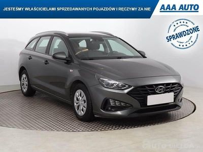 Używany Hyundai i30 120 KM (88 kW) 2021 Czarny
