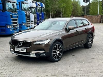 Volvo V90