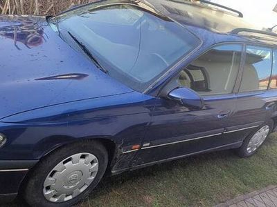 używany Opel Omega Omega 2,5 TD (TDS BMW)2,5 TD (TDS BMW)
