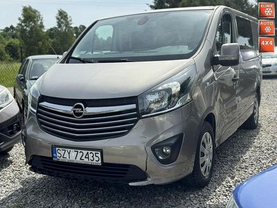 Używany Opel Vivaro 120 KM (88 kW) 2016 Szary Minivan