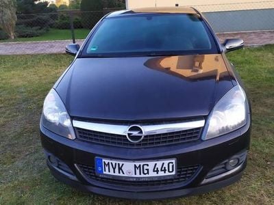 Opel Astra GTC