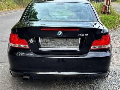 Czarny Używany 2010 BMW 118 Coupé Sport Line Coupe | 17 500 zł