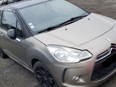 Czarny Używany 2010 Citroën DS3 Hatchback | 10 999 zł