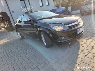 Opel Astra GTC