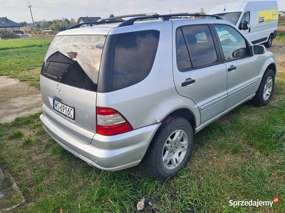 Używany 2002 Mercedes ML270 SUV | 5600 zł