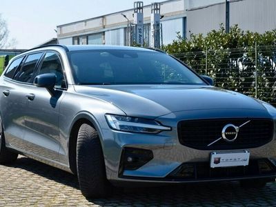 używany Volvo V60 2dm 197KM 2021r. 64 000km