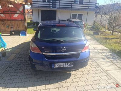 używany Opel Astra 1.4 benzyna