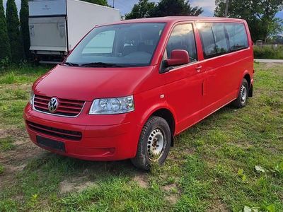 Czerwony Używany 2008 VW Caravelle Minivan | 31 000 zł (Super Cena)