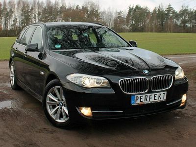 Czarny (metalik) Używany 2011 BMW 520 Kombi | 39 999 zł (Dość drogi)