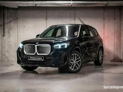 Nowe BMW iX1 Luxury Line 150 kW (204 KM) 2026 Czarny SUV