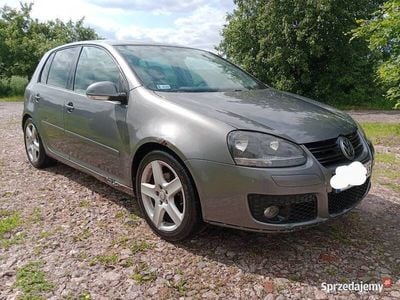 VW Golf V