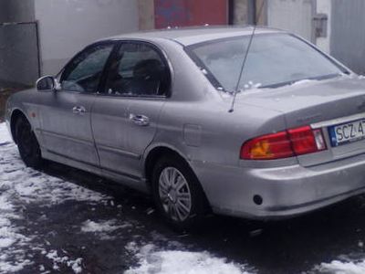 Używany Kia Magentis 2002 Srebrny Sedan/Limuzyna