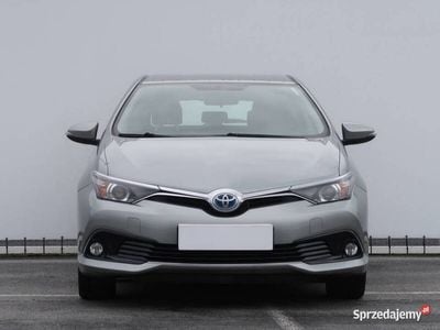 Toyota Auris Hybrid