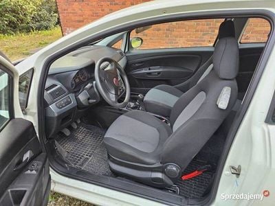 Używany Fiat Punto 2011 Biały Hatchback