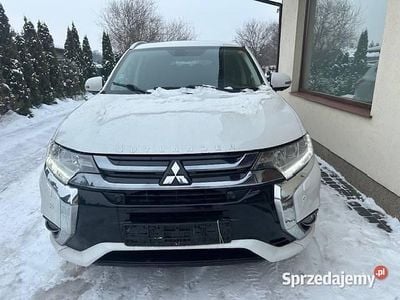 Używany Mitsubishi Outlander P-HEV 2017
