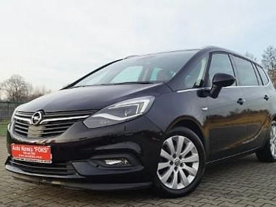 używany Opel Zafira 1.4dm 140KM 2017r. 183 977km