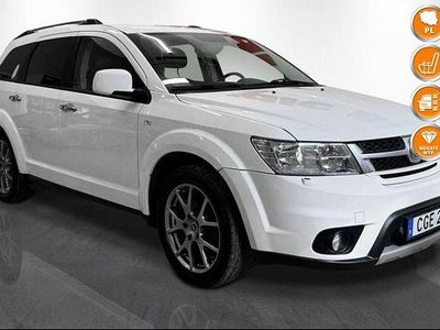 Biały Używany 2014 Fiat Freemont SUV | 42 999 zł (Uczciwa cena)