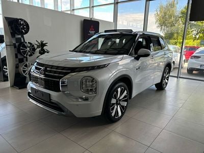 Nowe Mitsubishi Outlander P-HEV 2025 Biały SUV
