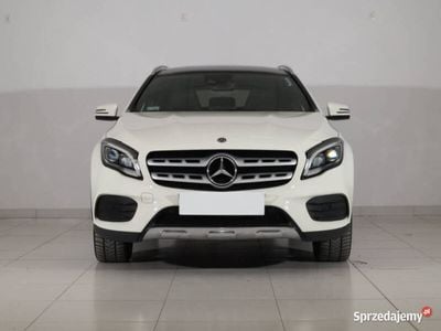 Mercedes GLA200