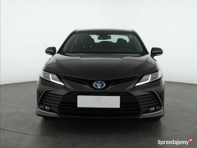 Używany Toyota Camry 218 KM (160 kW) 2023 Brązowy Sedan/Limuzyna